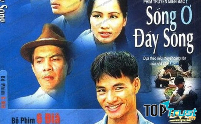 Sóng ở đáy sông