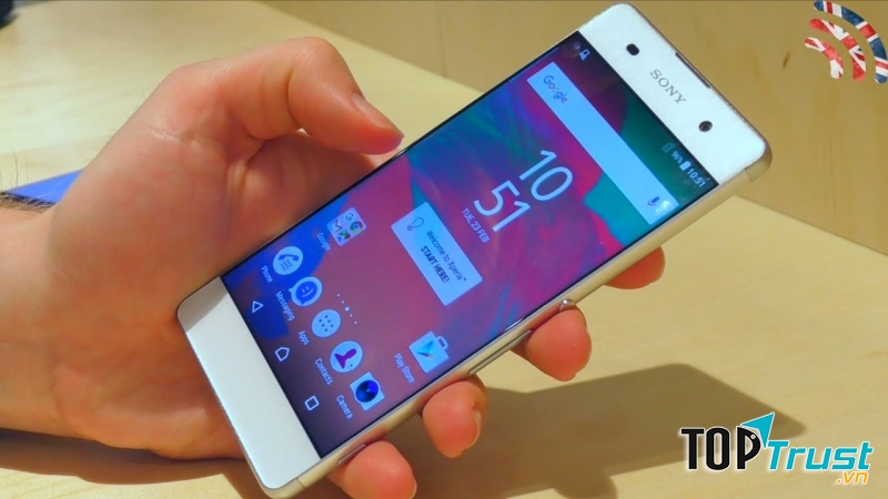 Sony XA - nhỏ gọn, thiết kế màn hình tràn viền độc đáo