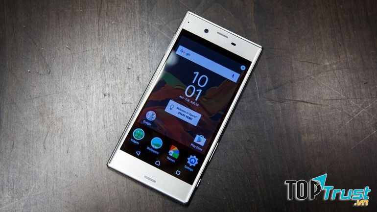 Camera trước 13MP Sony Xperia XZ