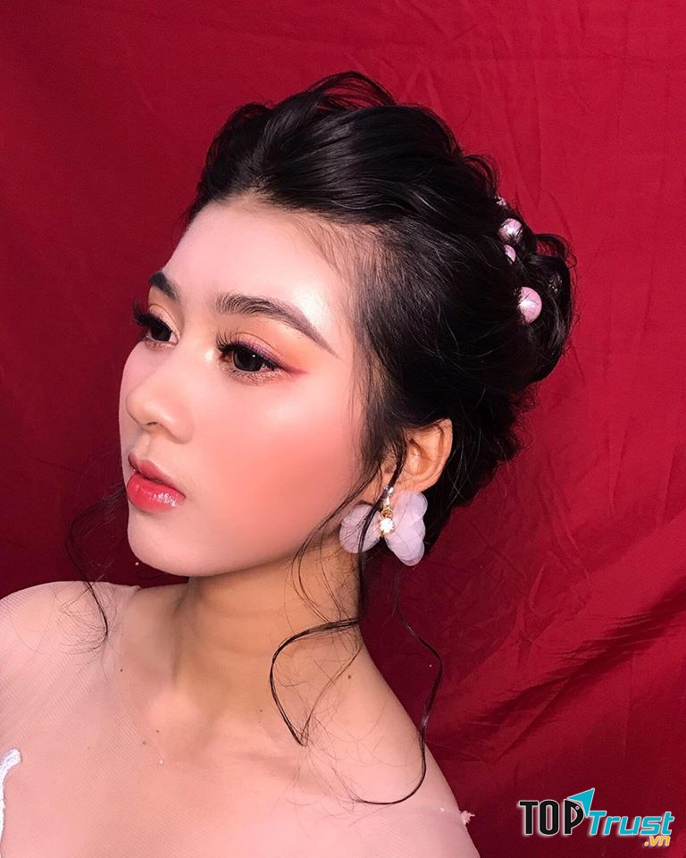Store Makeup TRANG BUI