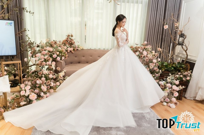 Hương Bridal