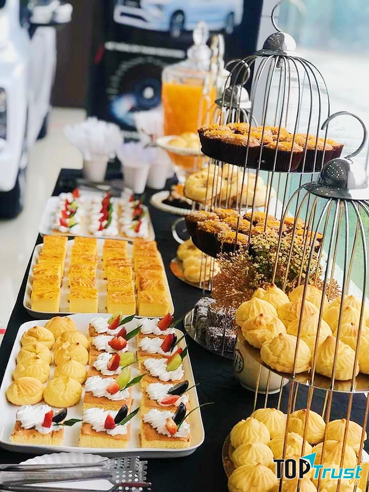 Studio Drinks & Food