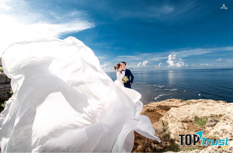 Tuy có giá thành khá cao nhưng bù lại từ góc ảnh cho đến công đoạn xử lý màu cẩn thận, chăm chút chắc chắn sẽ đem lại sự hài lòng cho số tiền tương đối lớn mà bạn đã bỏ ra tại đây.