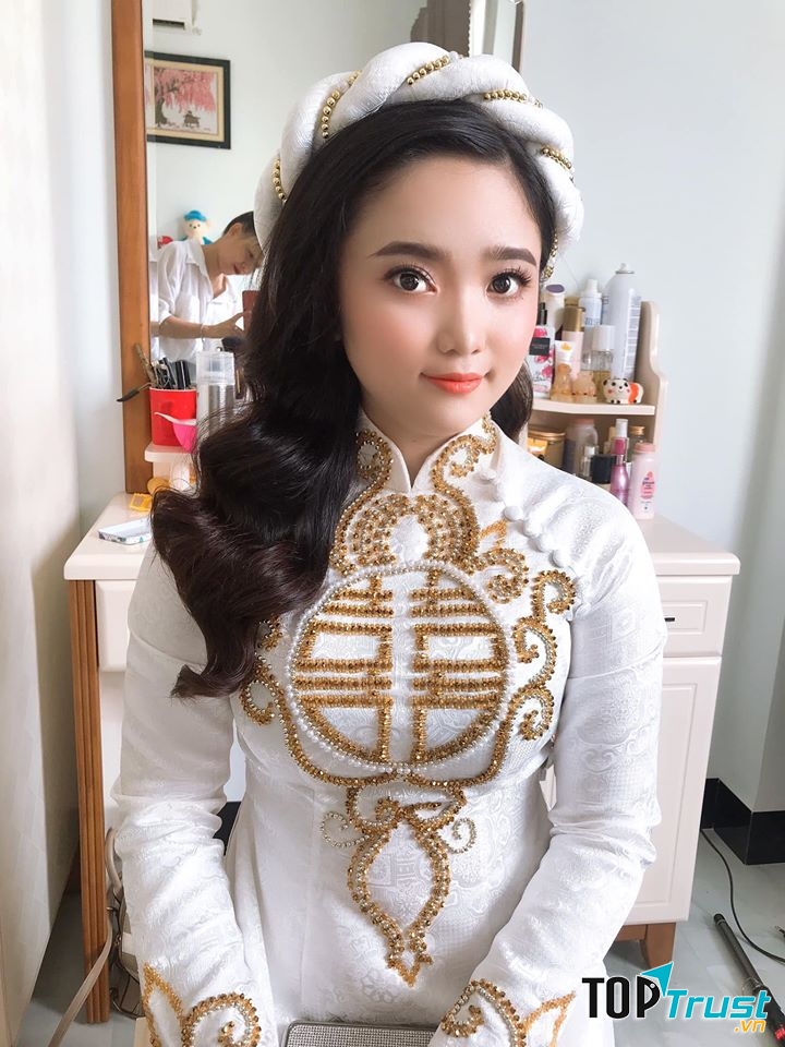 Studio Shiny Quỳnh