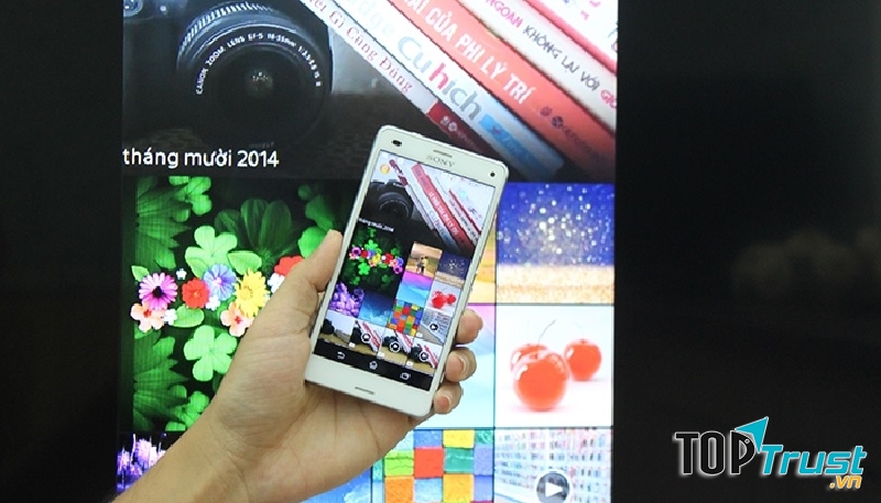 Thoải mái xem hình ảnh trên tivi với tính năng Screen mirroring