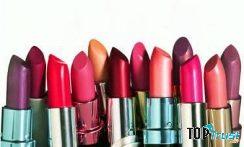 Sử dụng son chứa nhiều chất chì