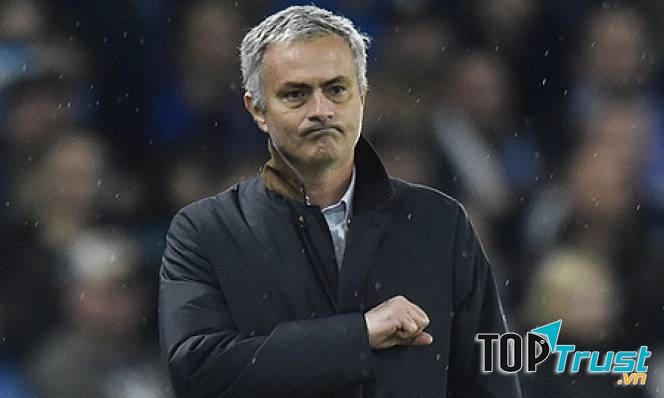 Thất bại của Chelsea: Sự sụp đổ của một Vương triều!