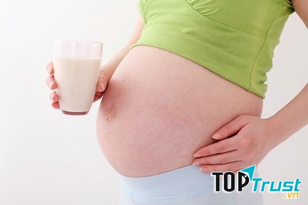Sữa rất tốt cho sự phát triển trí não của thai nhi