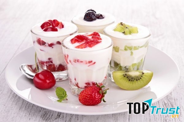 Sữa chua là một trong những loại thực phẩm có nhiều công dụng tuyệt vời cho sức khỏe.