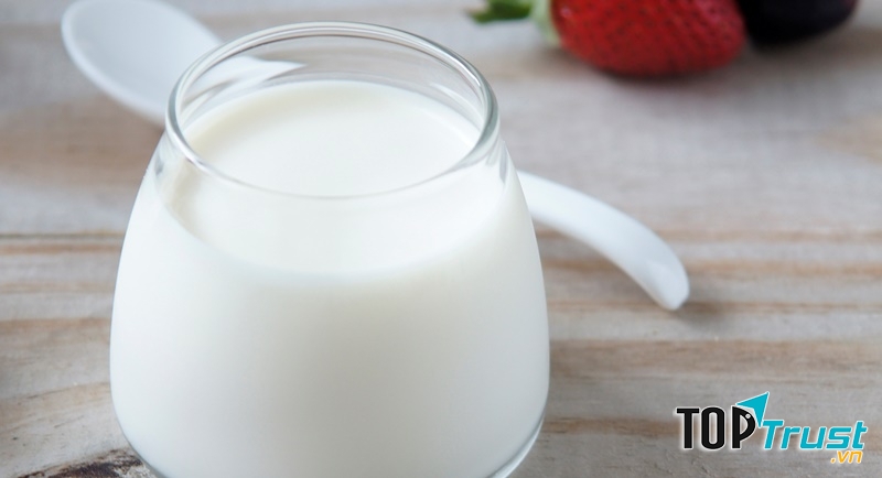 Sữa chua – giàu i-ốt