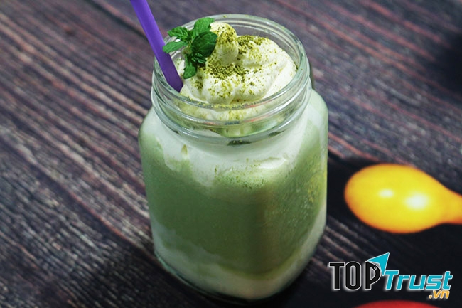 Sữa chua trà xanh