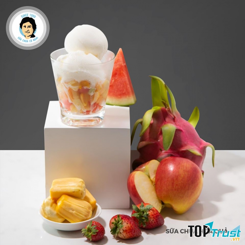 Sữa chua hoa quả