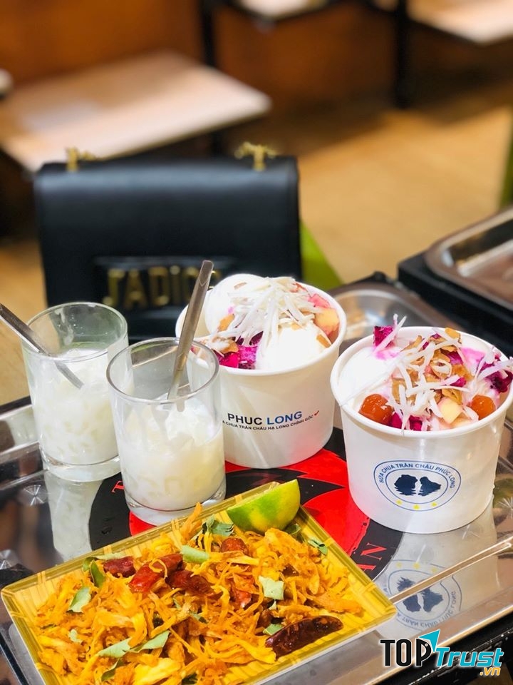Sữa Chua Trân Châu Phúc Long