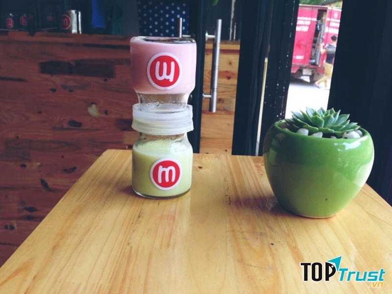 Sữa chua úp ngược Đặng Văn Ngữ