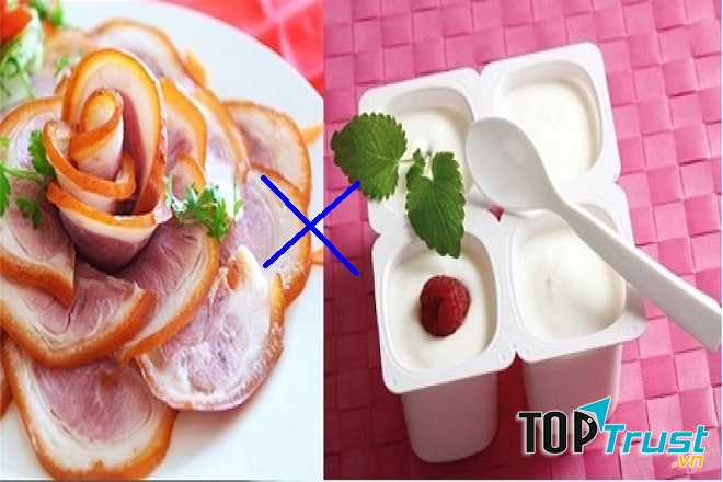 Sữa chua và thịt giăm bông