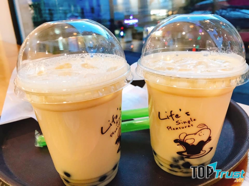 ﻿﻿﻿Hương vị thơm béo và uống cảm giác đậm sánh chất cô đặc của đậu nành, ngọt dịu nhẹ của Mr. Bean sẽ khiến bạn phát cuồng.  ﻿