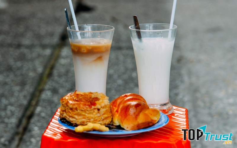 Sữa đậu nành ngon có thể uống tại chỗ hoặc mang về