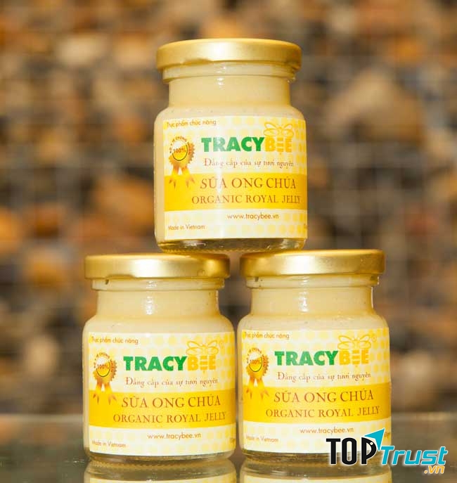 sữa ong chúa tươi nguyên chất TRACYBEE