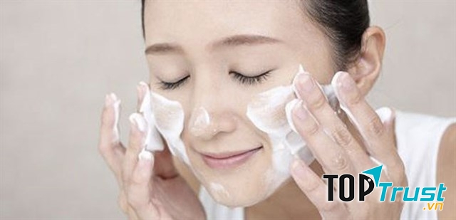 Sữa rửa mặt