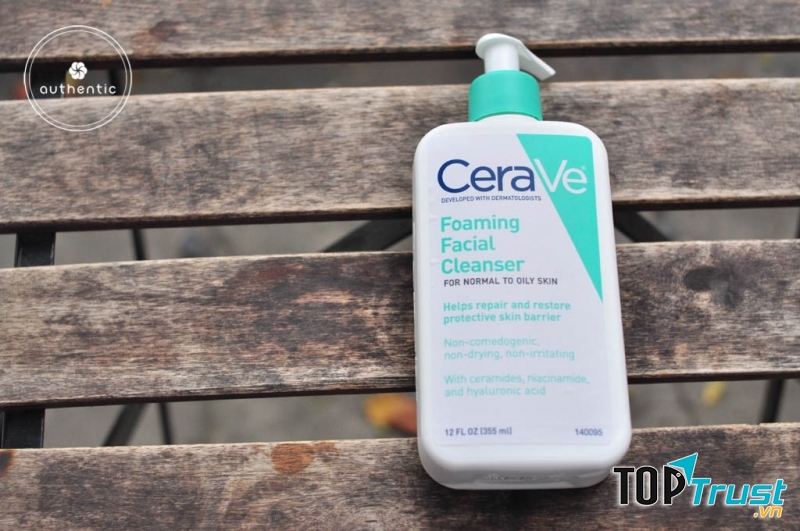CeraVe Foaming Facial Cleanser