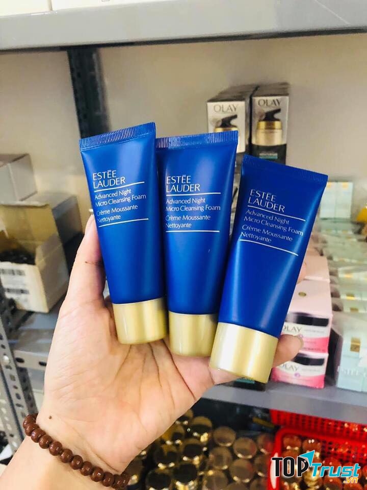 Sữa rửa mặt Estee Lauder