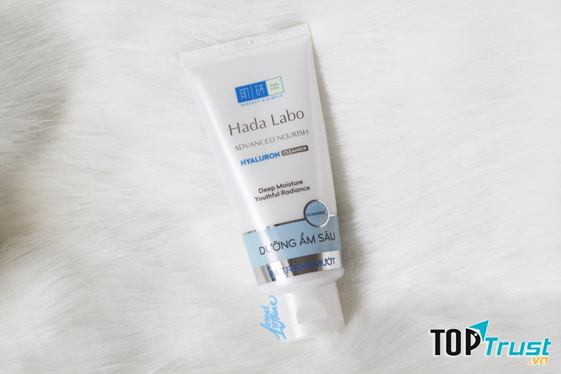 Tác dụng của sữa rửa mặt Hada Labo chính là rửa sạch lớp tế bào chết, bụi bẩn, bã nhờn ẩn sâu trong lỗ chân lông, đồng thời cung cấp độ ẩm nhất định cho làn da