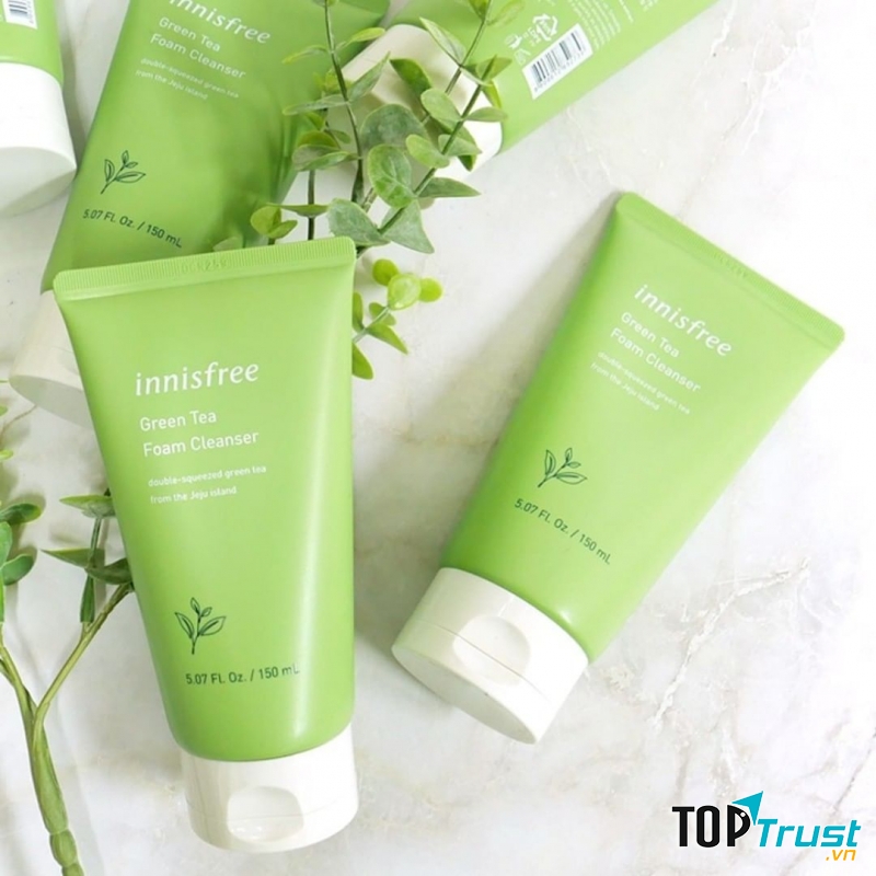 Sữa rửa mặt Innisfree Green Tea Cleansing Foam
