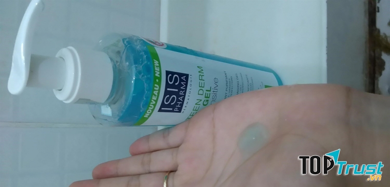 Sữa rửa mặt ISIS Pharma Teen Derm Gel Sensitive