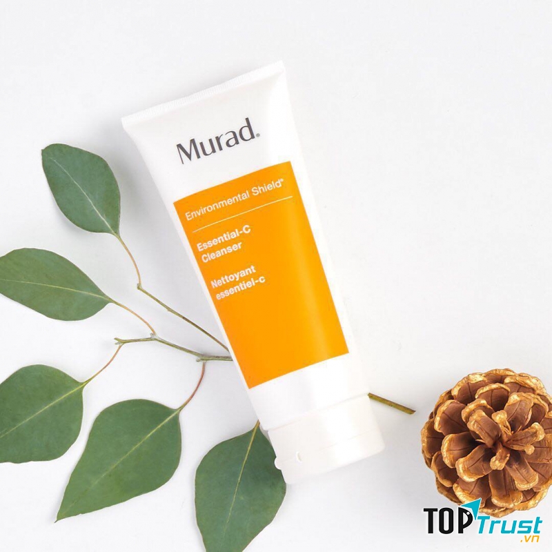 Murad Environmental Shield Essential-C Cleanser được mệnh danh là “hiệp sĩ” bảo vệ làn da khỏi những tác hại từ môi trường.
