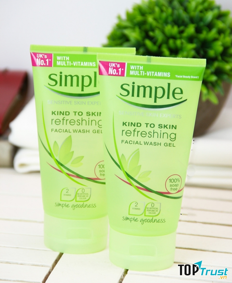 Sữa rửa mặt Simple Kind To Skin Refreshing Facial Wash Gel