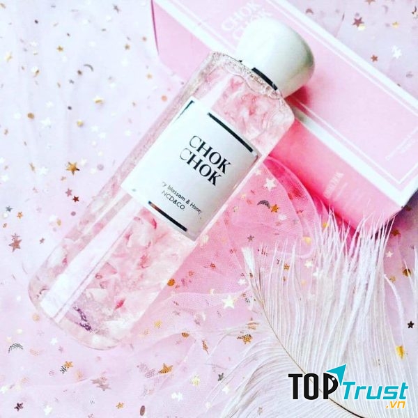 Sữa tắm Chok Chok Cherry Blossom & Honey