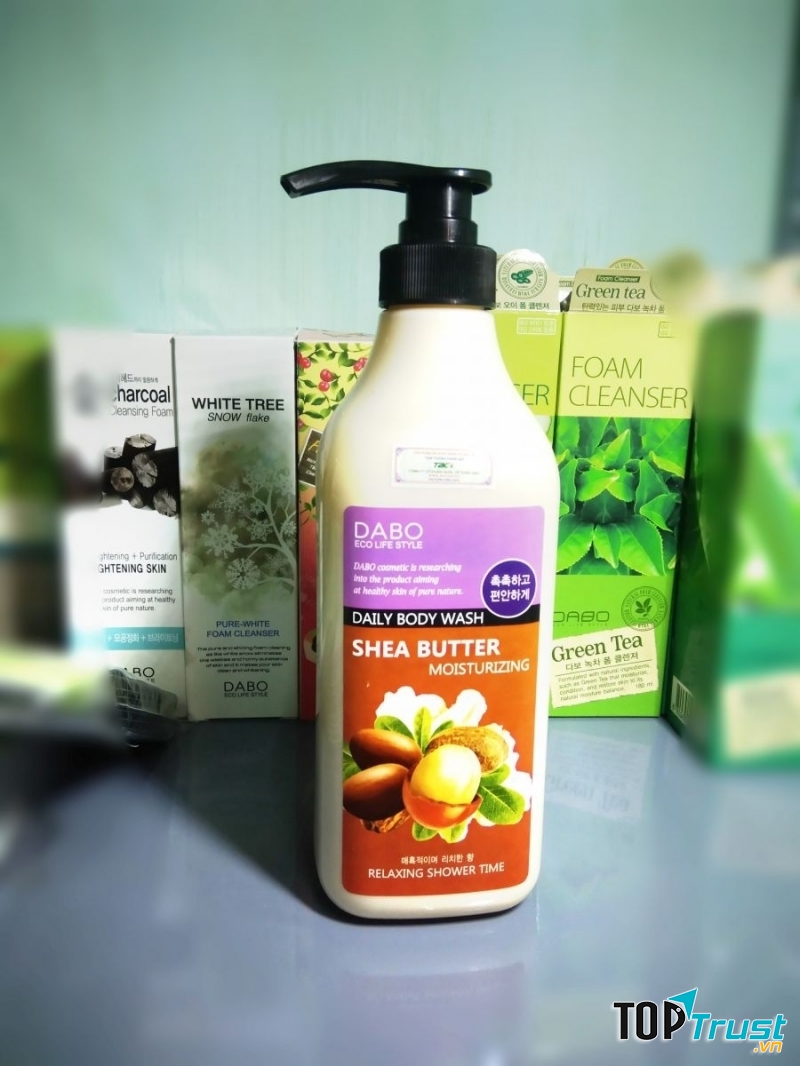 Sữa tắm DABO là một loại sữa tắm có tác dụng phục hồi hư tổn và dưỡng ẩm cho làn da khô