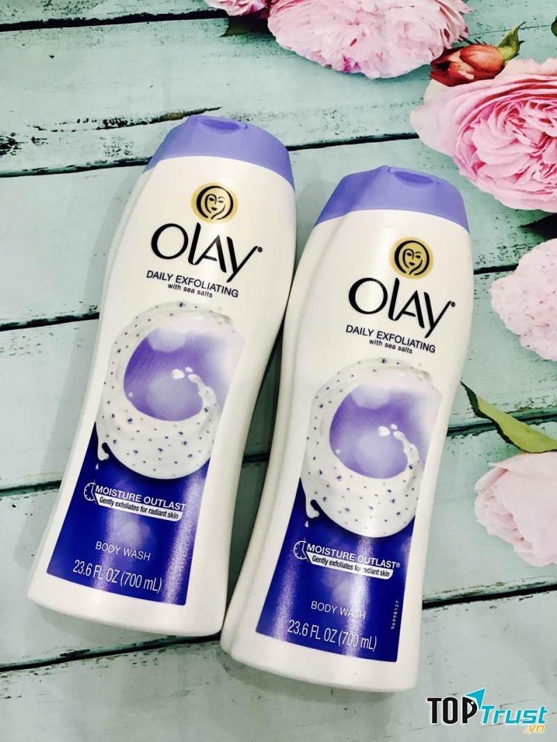 Sản phẩm giúp làm sạch da, loại bỏ bụi bẩn và các tế bào chết. Da không chỉ được làm sạch và còn mịn màng hơn. Độ pH trong da cũng được cải thiện, cung cấp độ ẩm cho da để da không bị khô kể cả trong mùa đông dài.