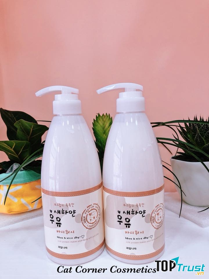 Sữa tắm Welcos White Milk Body Wash
