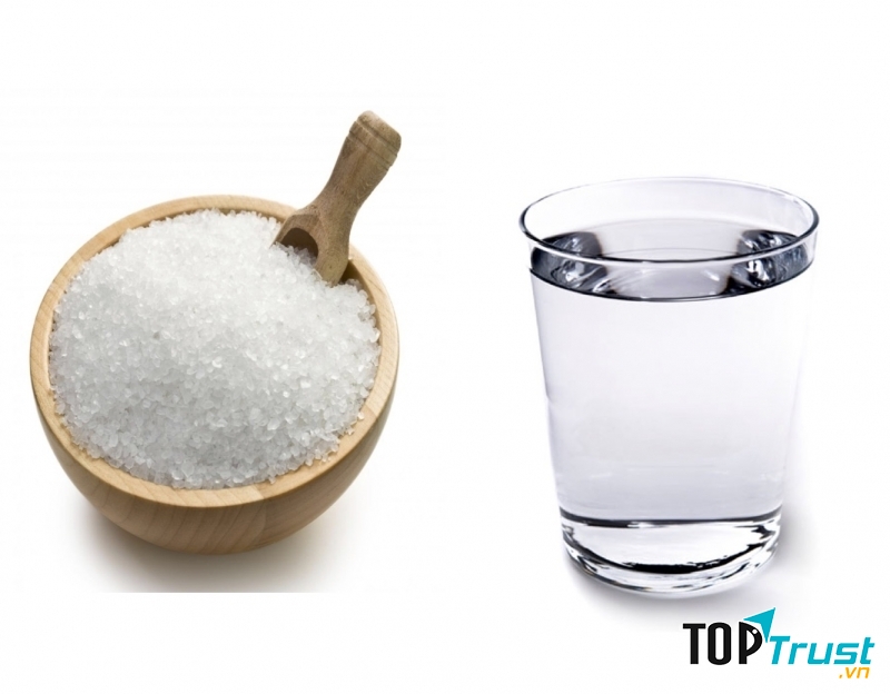 Muối biển và giấm