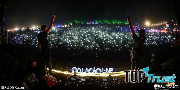 Dimitri Vegas & Like Mike