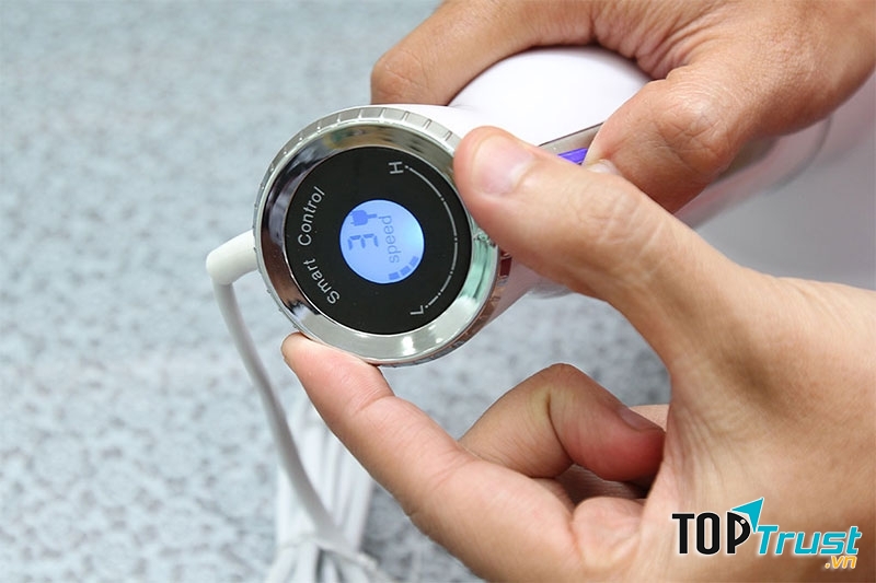 Tốc độ xoay của máy xay cầm tay Sunhouse