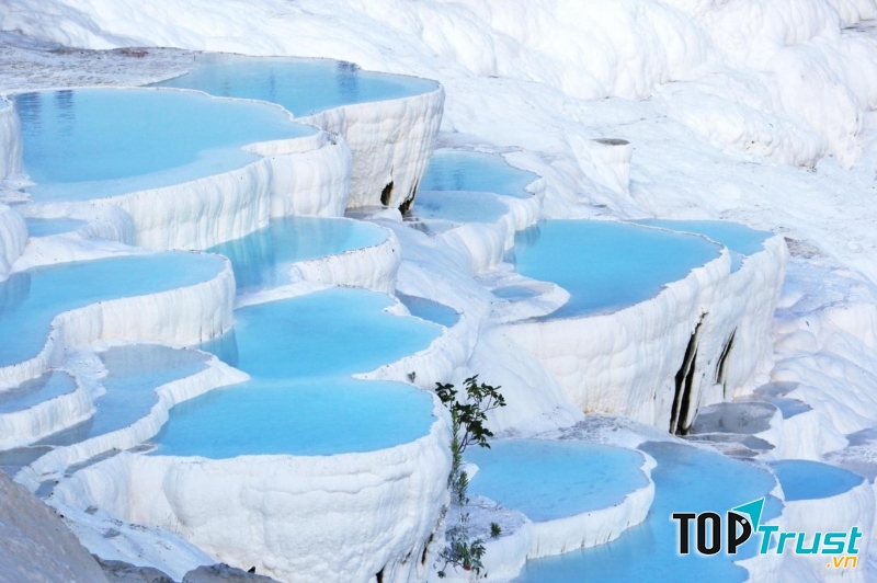 Suối nước nóng đẹp quyến rũ Pamukkale