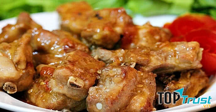 Sườn chiên nước mắm