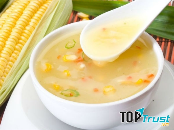 Một chén súp gà sẽ giúp mọi mệt mỏi vì cảm cúm tan biến.