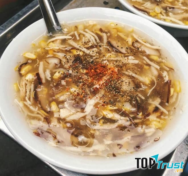 Súp gà Yến Béo