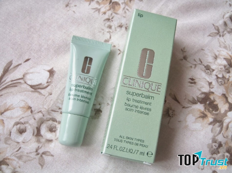 Clinique Superbalm Lip Treatment
