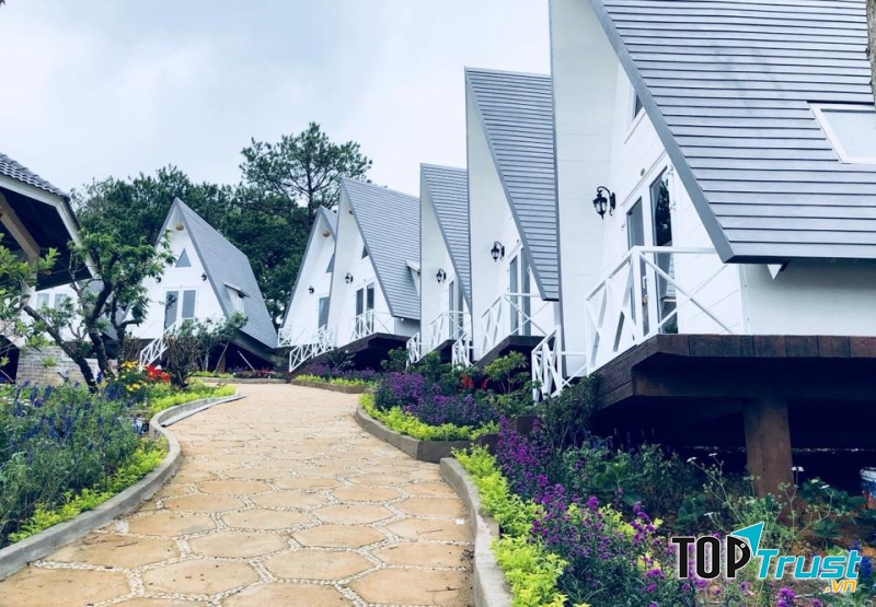 Phong cách Châu Âu nằm giữa thành phố Đà Lạt ngàn hoa