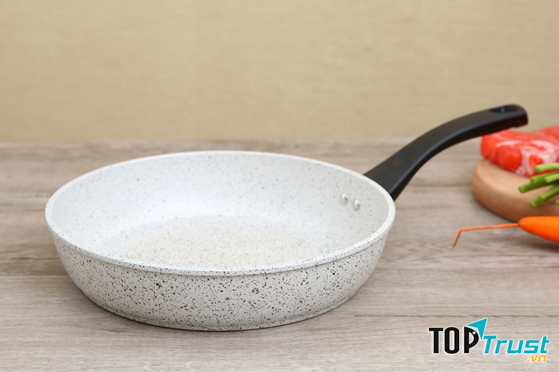Chảo chống dính Supor