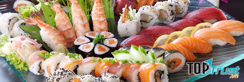 Một set sushi đầy đặn tại Sushi Bar