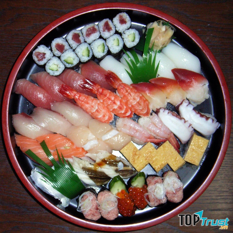 Sushi Cô Chủ Nhỏ