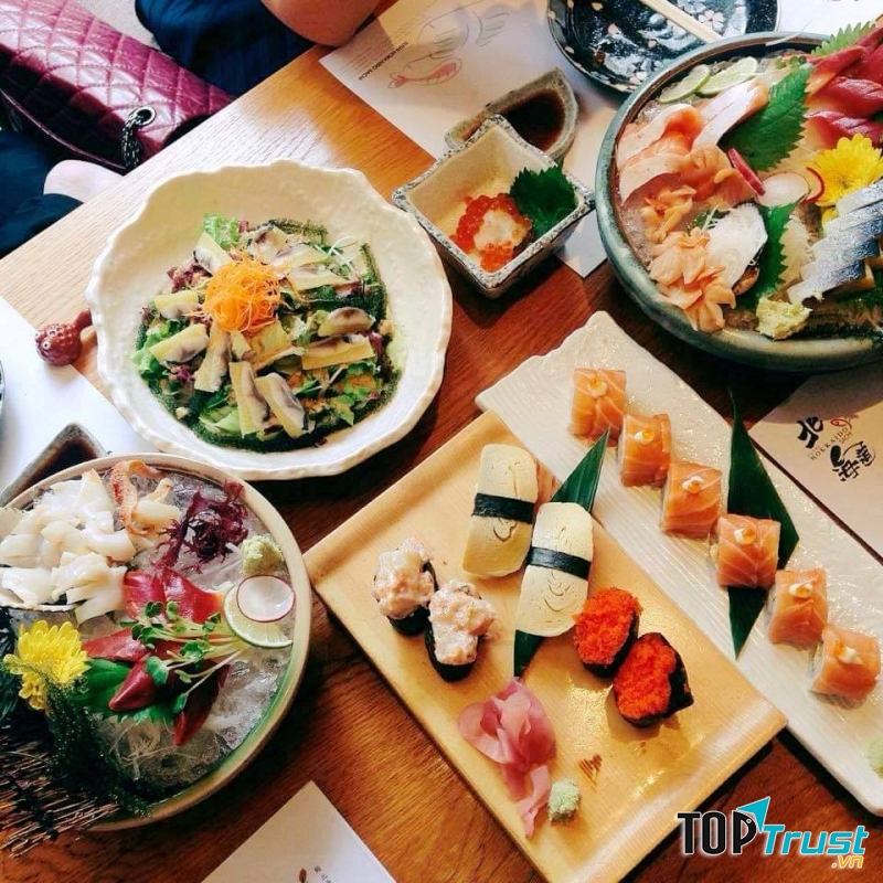 Sushi Hokkaido Sachi có mặt tại Việt Nam từ năm 2013 với vốn đầu tư từ Nhật Bản