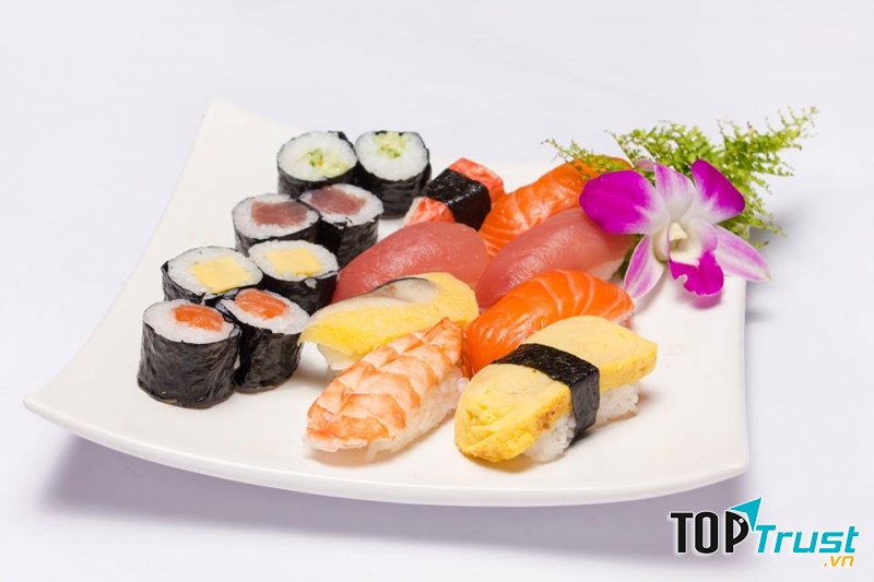 Tất cả các món ăn tại Sushi M-H đều cực kỳ ngon và ấn tượng, luôn được thực khách yêu thích và luôn là địa điểm lý tưởng mỗi khi nhớ đến món sushi nổi tiếng của ẩm thực Nhật Bản