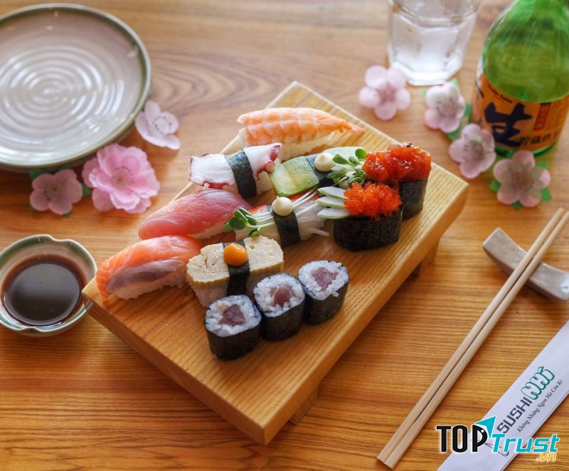 Các set sushi và sashimi đẹp mắt