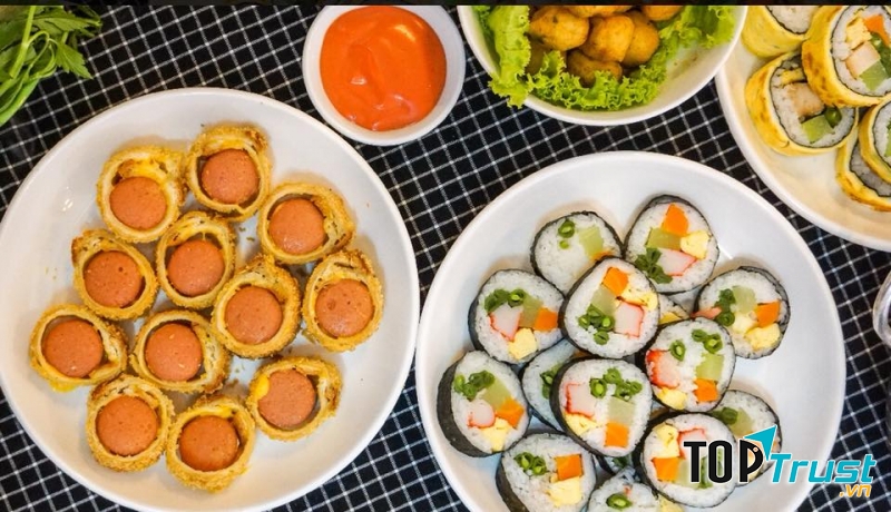 Sushi Quế Anh